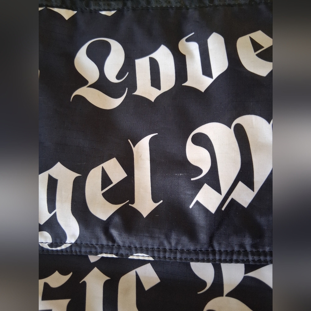 L.A.M.B. x LeSportsac Messenger Bag • Gothic Text Print • Multi‑Pocket Crossbody - Picture 15 of 16